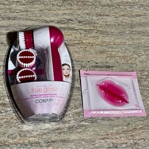 NIB Conair True Glow Facial Cleansing brush Kit with attachment & Lip Mask